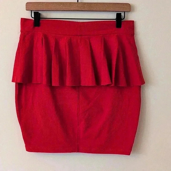 Vintage Bebe Womens Med Peplum Ruffle Stretch Mini Skirt Red Party Work Casual - Picture 3 of 5